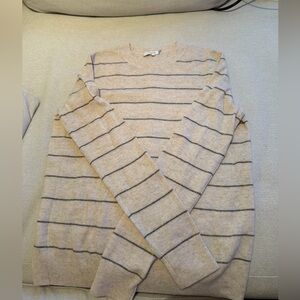 Vince Women’s Cream and Gray Knit Sweater